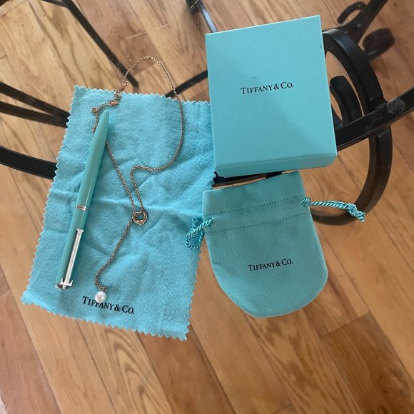 Tiffany&Co Open Heart Lariat Necklace / in Yellow Gold with Pearls, 7.5-8 mm - Picture 5 of 5